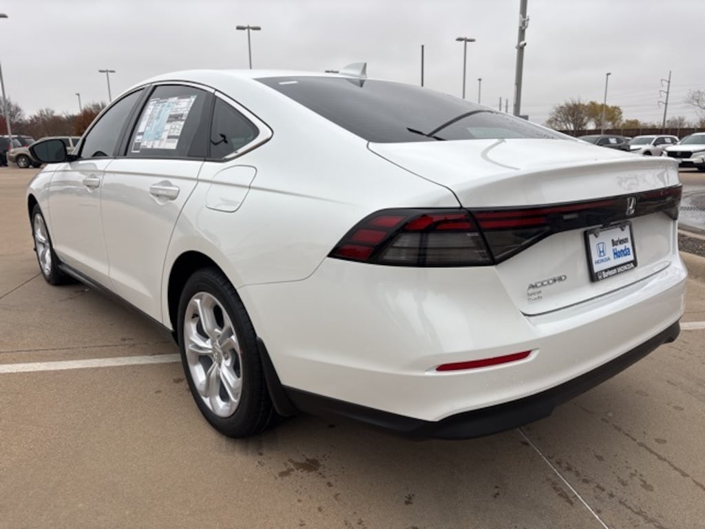 New 2025 Honda Accord LX Sedan