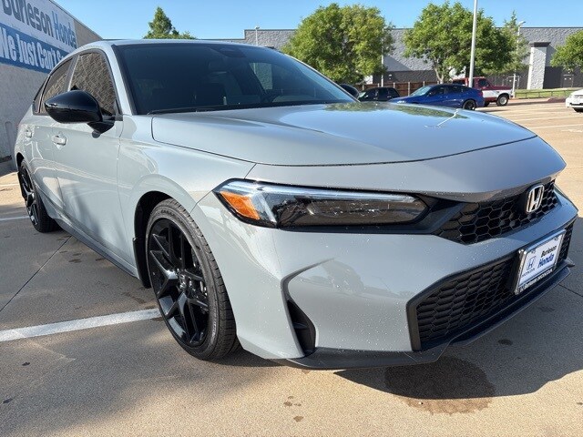 2025 Honda Civic Sport photo 2