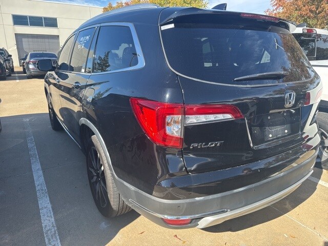 2019 Honda Pilot Touring photo 3