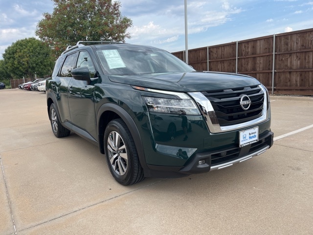 Used 2022 Nissan Pathfinder SL with VIN 5N1DR3CA3NC271813 for sale in Burleson, TX