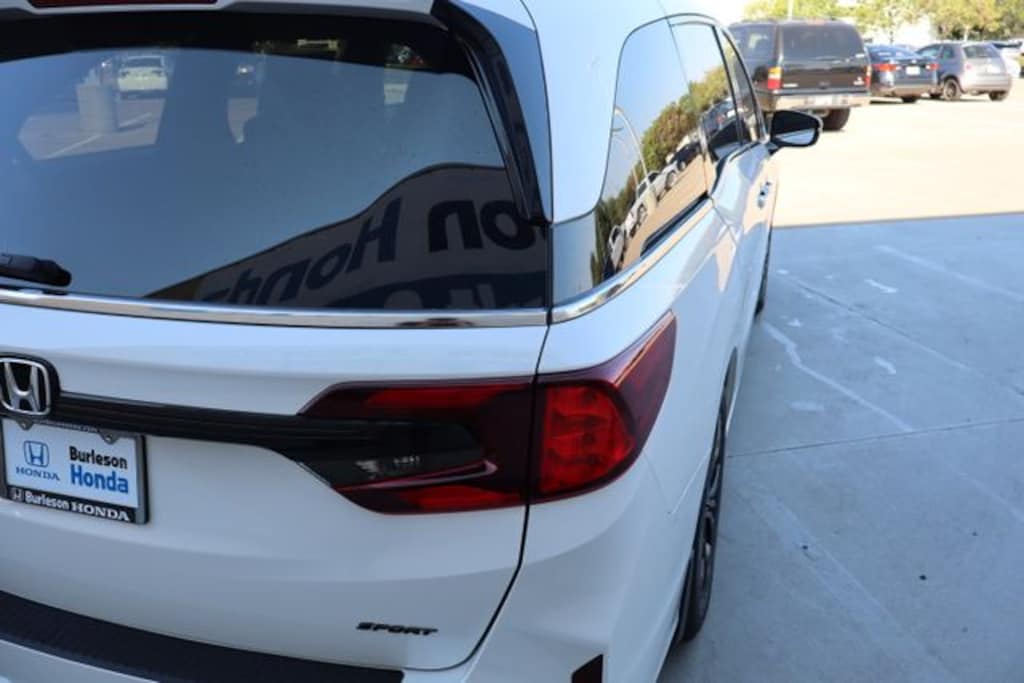 New 2026 Honda Odyssey Sport-L Van Passenger