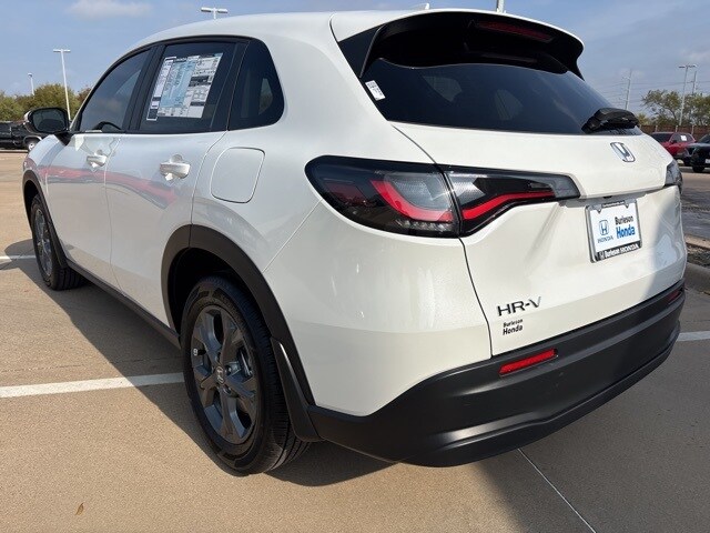 2026 Honda HR-V LX photo 3