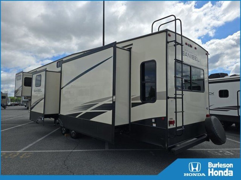 Used 2023 Forest River Sanibel 44