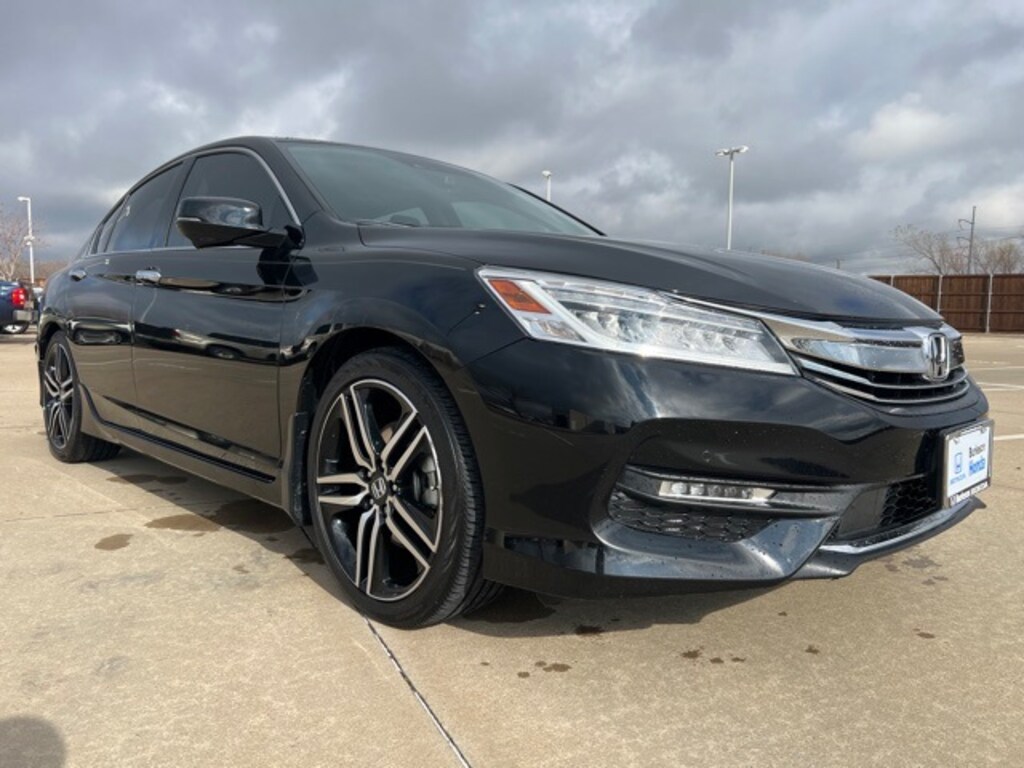 Used 2017 Honda Accord For Sale in Burleson, TX SRK HA003602A