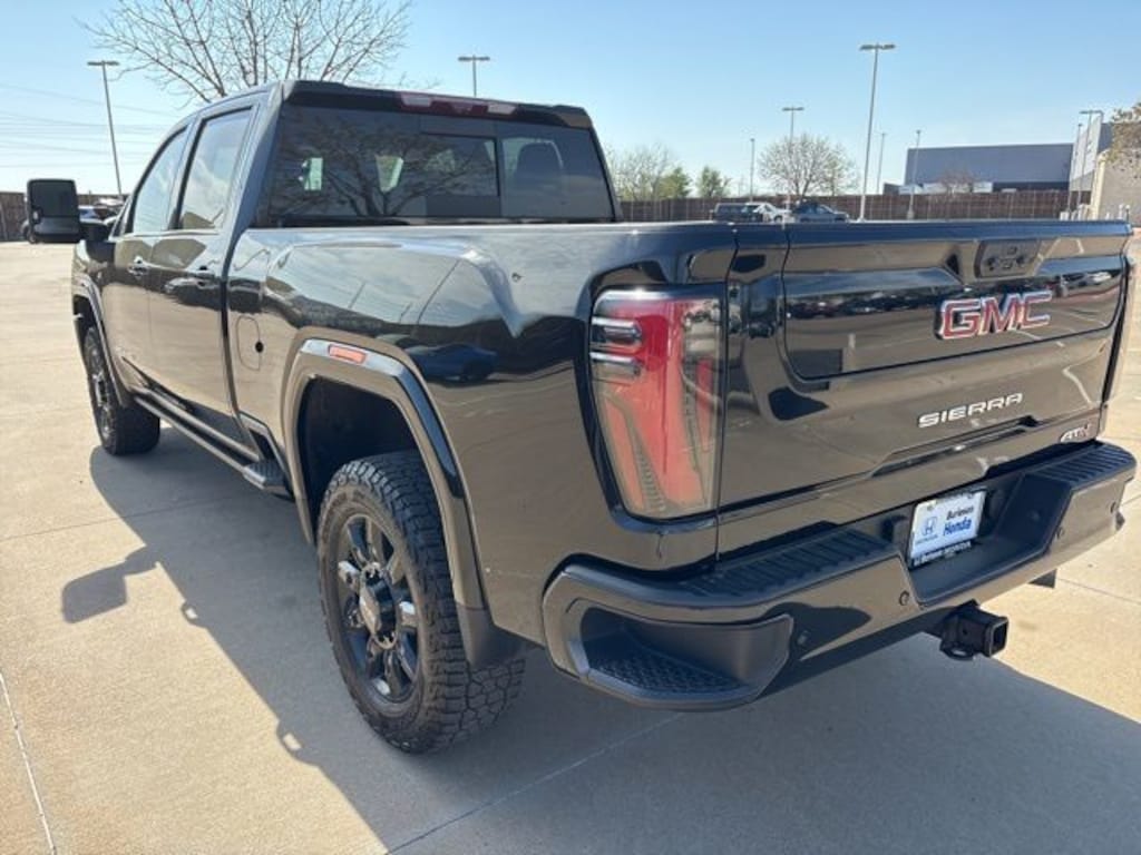 Used 2024 GMC Sierra 2500 HD AT4 Truck Crew Cab