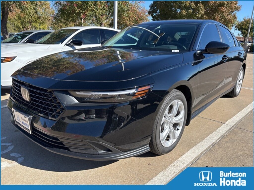 Used 2025 Honda Accord LX Sedan