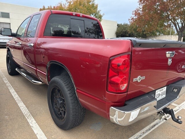 2008 Dodge Ram SLT photo 4