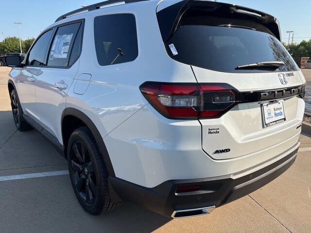 2025 Honda Pilot Black Edition photo 4