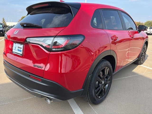 2026 Honda HR-V Sport photo 3