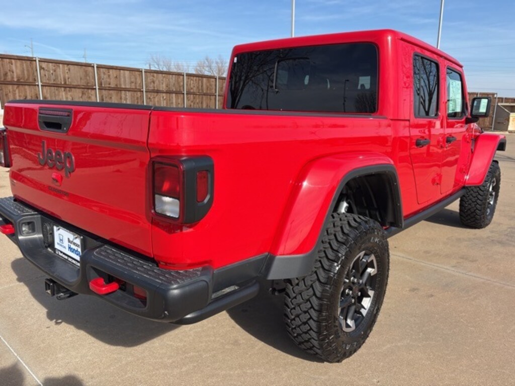 Used 2022 Jeep Gladiator Rubicon Truck Crew Cab