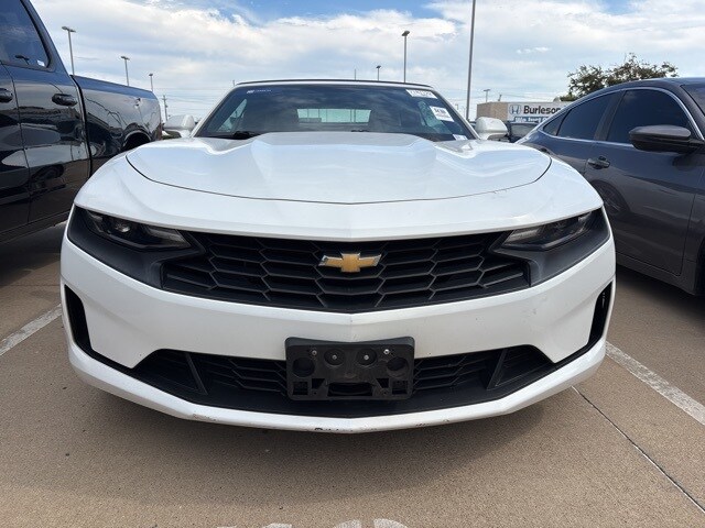 2020 Chevrolet Camaro 1LT photo 2