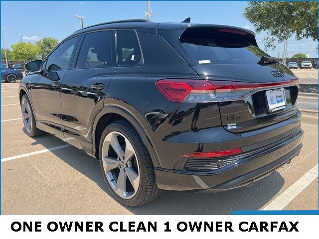 2025 Audi Q4 55 E-tron Premium Plus photo 4