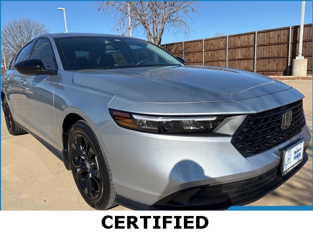 Used 2025 Honda Accord SE with VIN 1HGCY1F49SA052120 for sale in Northfield, Minnesota