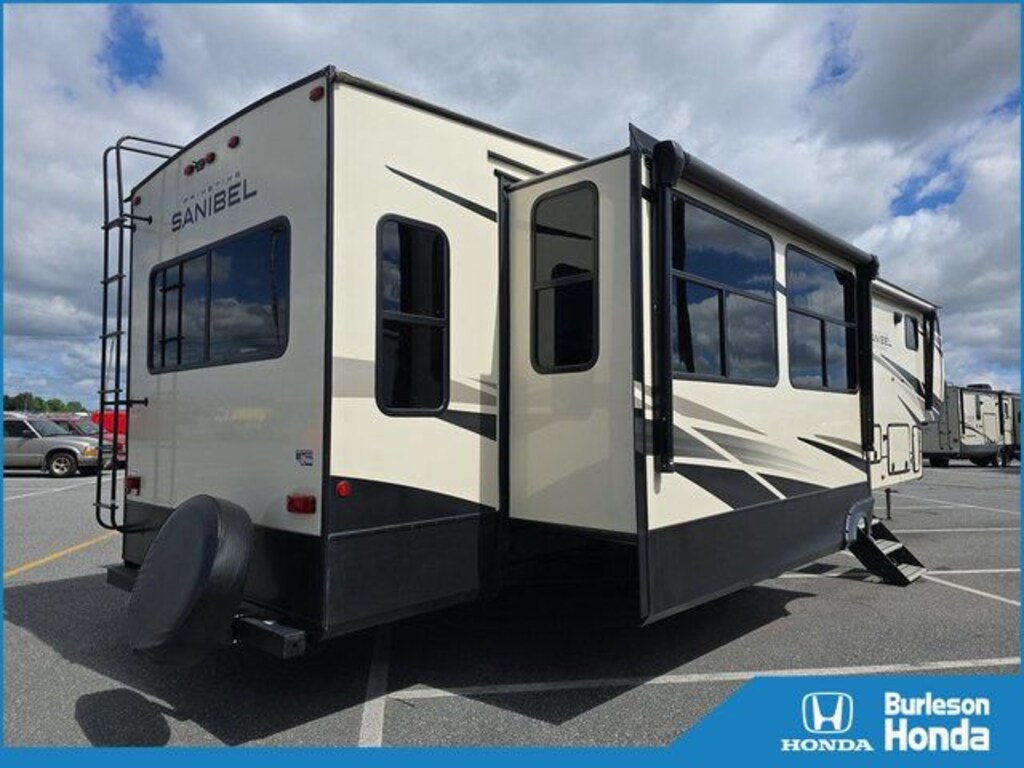 Used 2023 Forest River Sanibel 44