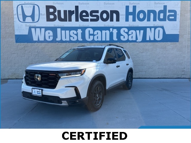 2025 Honda Pilot TrailSport's photo