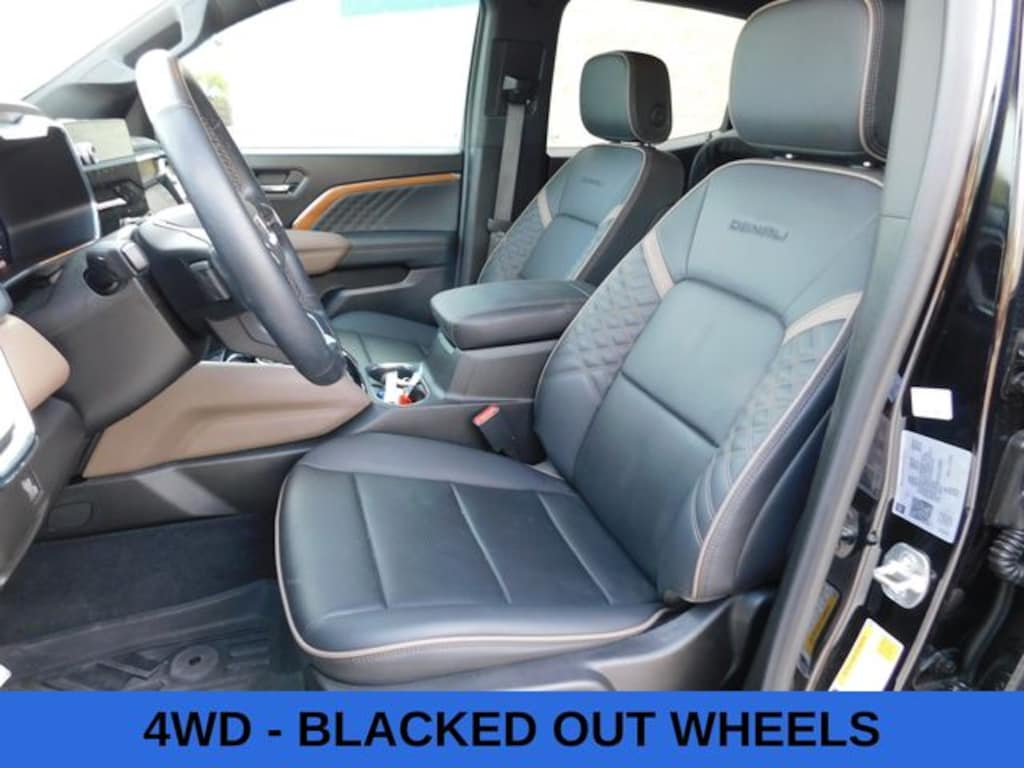 Used 2025 GMC Canyon Denali Truck Crew Cab