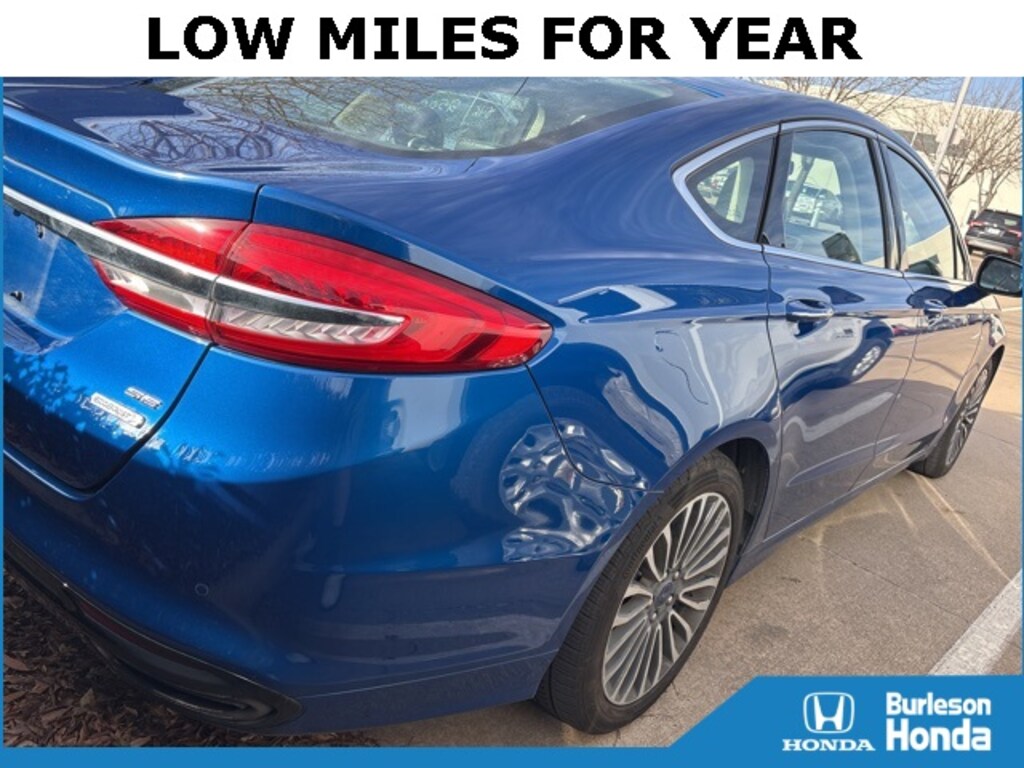 Used 2017 Ford Fusion SE Sedan