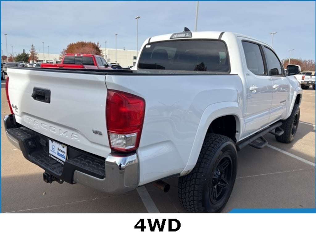 Used 2017 Toyota Tacoma Truck Double Cab