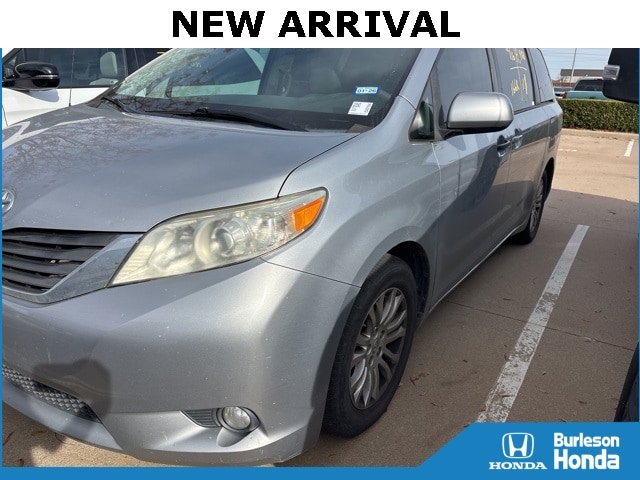 2014 Toyota Sienna XLE