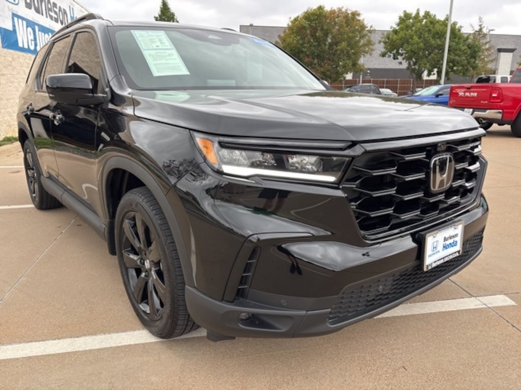 Used 2025 Honda Pilot Black Edition SUV
