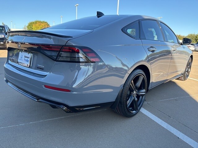 2025 Honda Accord Hybrid Sport-L photo 3
