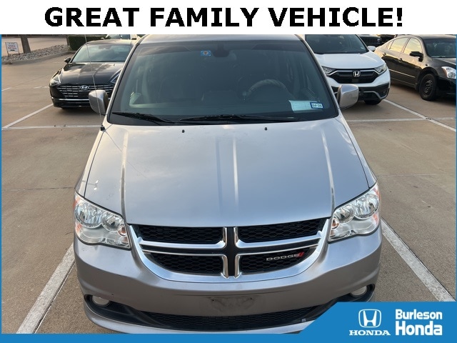 Used 2019 Dodge Grand Caravan SXT with VIN 2C4RDGCG2KR760971 for sale in Burleson, TX