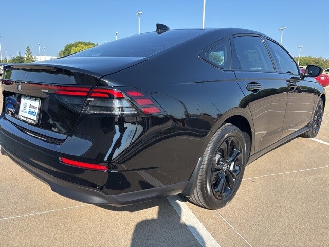 2025 Honda Accord SE photo 3