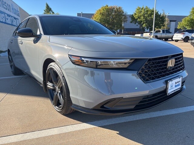2025 Honda Accord Hybrid Sport-L photo 2