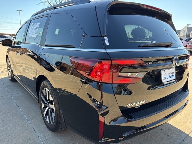 2026 Honda Odyssey EX-L photo 4