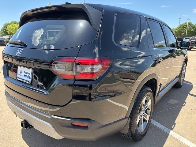 2025 Honda Pilot EX-L photo 2