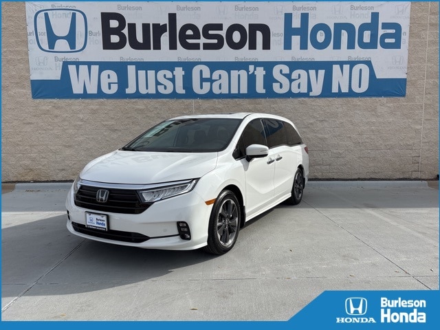 2023 Honda Odyssey Elite's photo