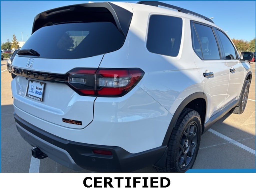 Certified 2025 Honda Pilot TrailSport SUV