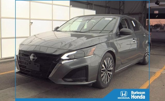 2024 Nissan Altima SV