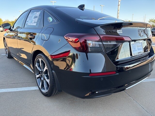 2026 Honda Civic Hybrid Sport Touring photo 4