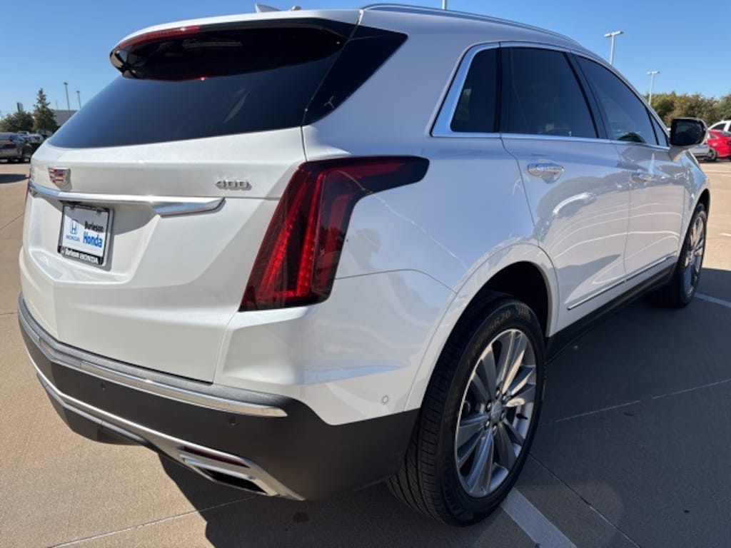Used 2024 CADILLAC XT5 Premium Luxury SUV