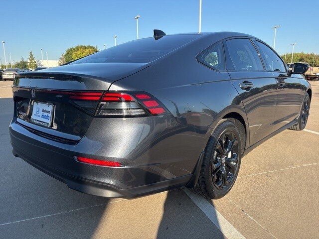 2025 Honda Accord SE photo 3