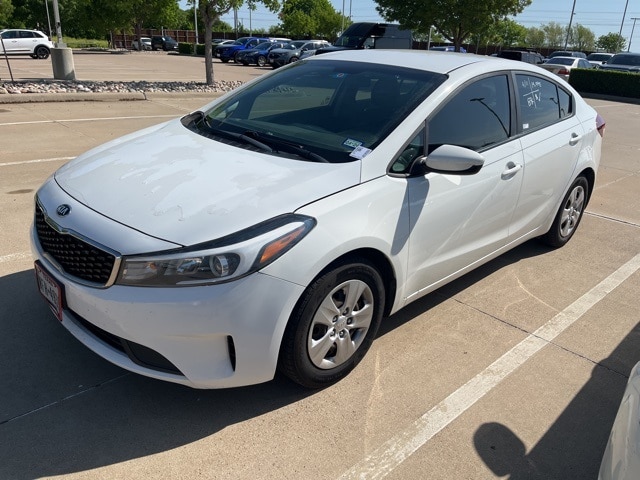 Used 2018 Kia FORTE LX with VIN 3KPFK4A72JE218702 for sale in Burleson, TX