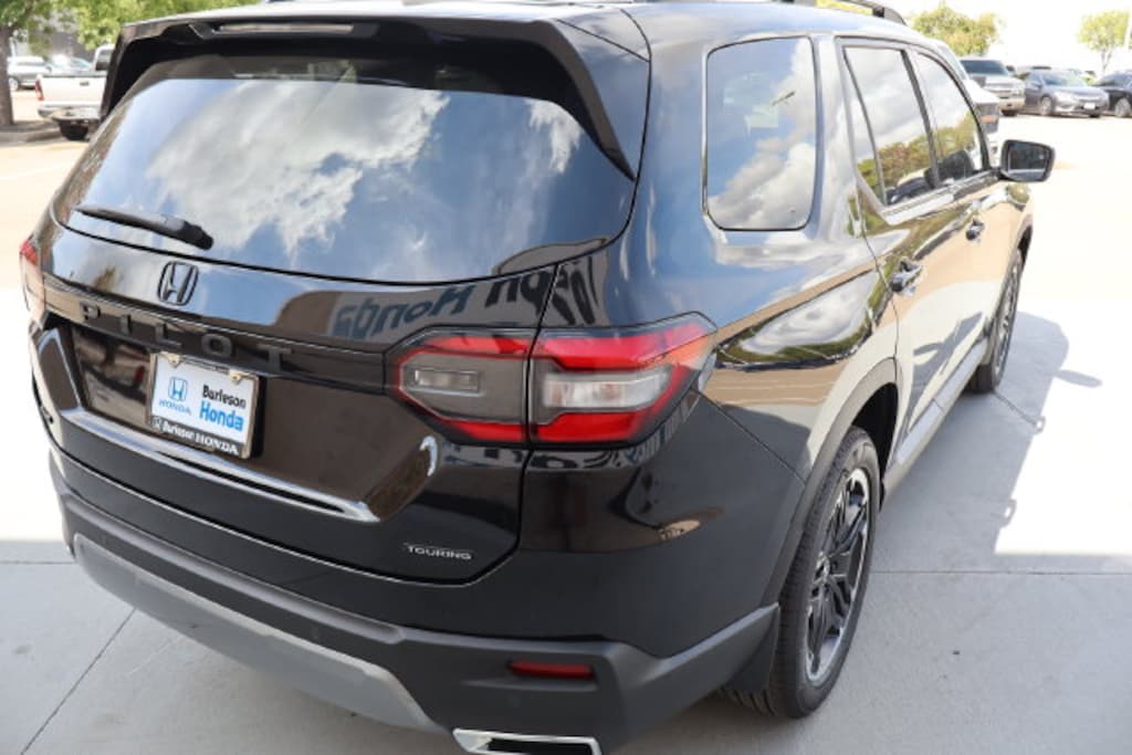 New 2026 Honda Pilot Touring SUV