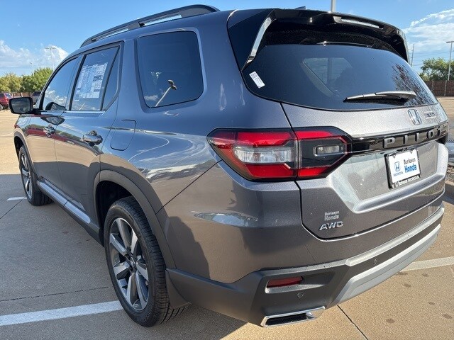 2025 Honda Pilot Elite photo 4