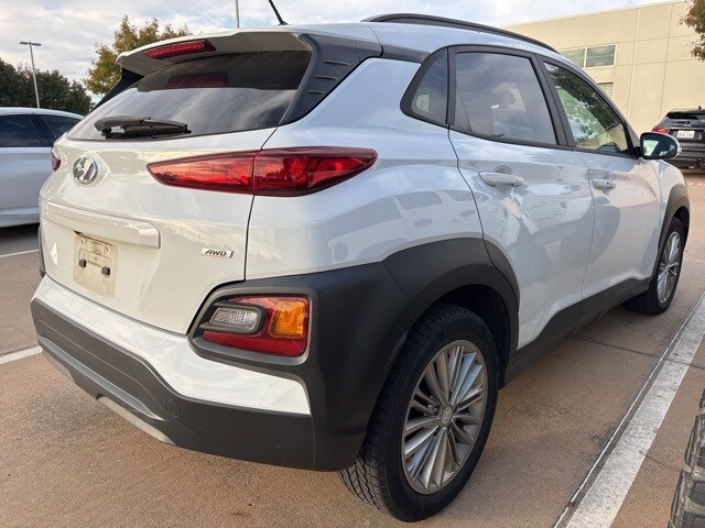 2020 Hyundai Kona SEL photo 4