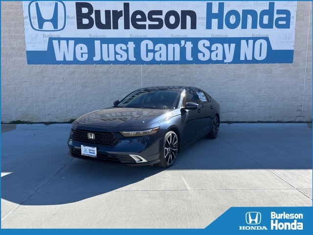 2025 Honda Accord Hybrid Touring's photo