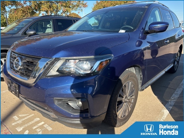 2017 Nissan Pathfinder SV