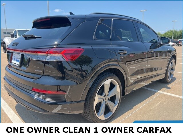 2025 Audi Q4 55 E-tron Premium Plus photo 3
