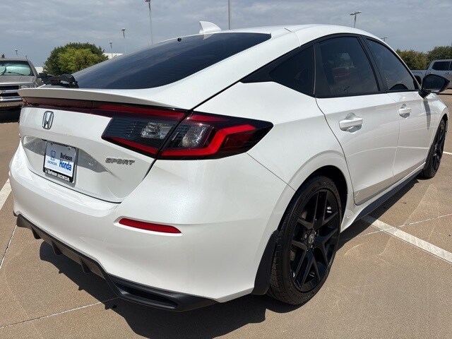 2025 Honda Civic Sport photo 3