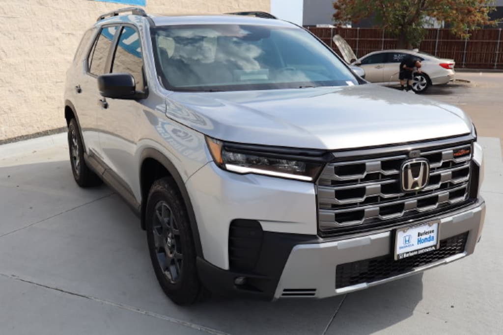 New 2026 Honda Pilot TrailSport SUV