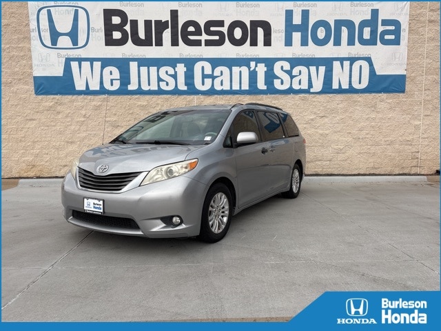 2014 Toyota Sienna XLE