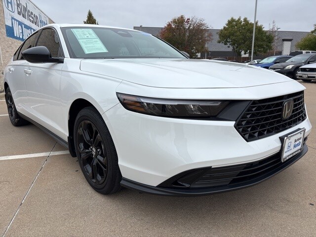 2025 Honda Accord SE photo 2