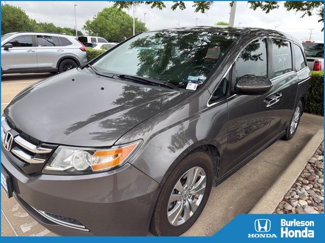 2017 Honda Odyssey SE's photo