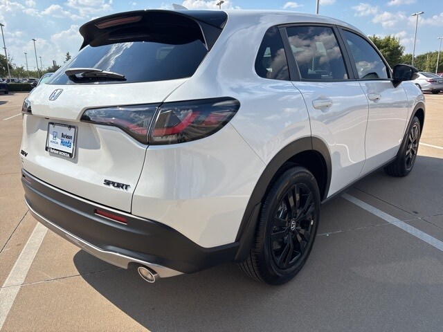 2026 Honda HR-V Sport photo 3