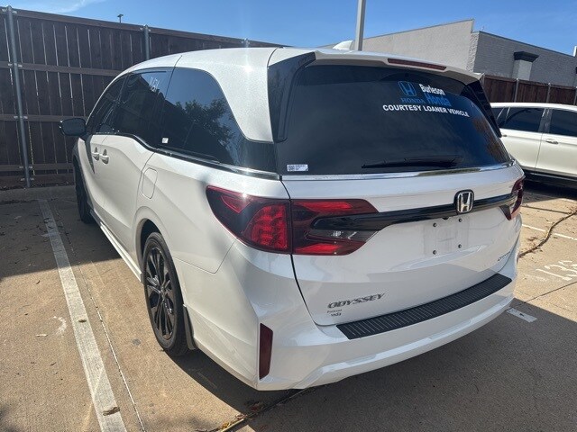 2025 Honda Odyssey photo 4
